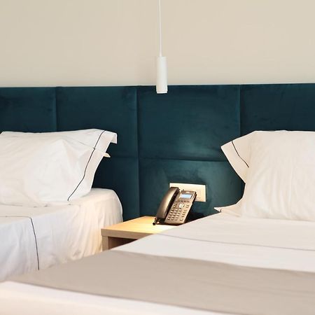 Volmar Hotel Дуррес Экстерьер фото