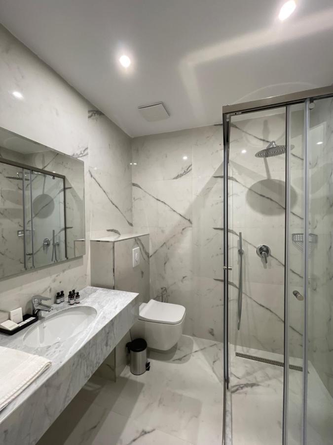 Volmar Hotel Дуррес Экстерьер фото